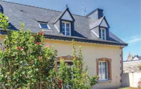 Two-Bedroom Apartment in Treguier